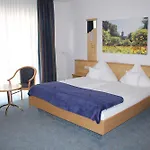 Trip Zum Riesen מלון 4*
