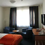 Trip Zum Riesen מלון Hanau
