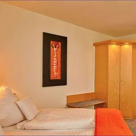 Otel Trip Zum Riesen Hanau