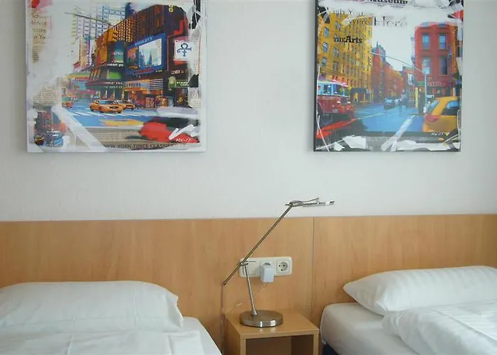 Hotel Trip Zum Riesen 4*